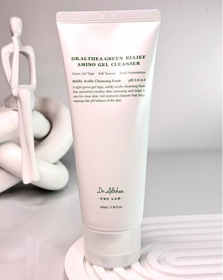 FEUCHTIGKEITSSPENDENDES GEL ZUR TIEFENREINIGUNG DR.ALTHEA | GREEN RELIEF AMINO GEL CLEANSER -100 ml